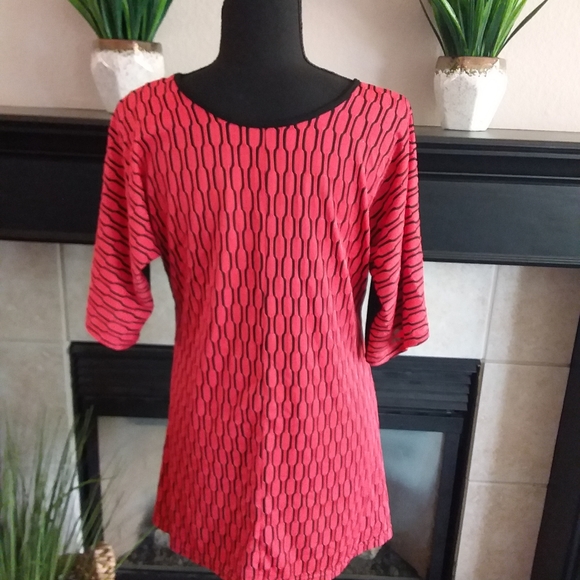 Coral and Black Tunic Top - Picture 9 of 11